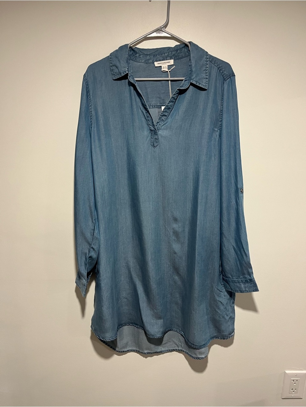 beachlunchlounge Light Blue Relaxed V-Neck Tunic Dress - Picture 6 of 12